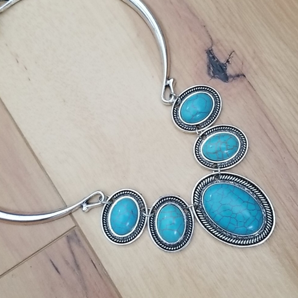 Paparazzi necklace set